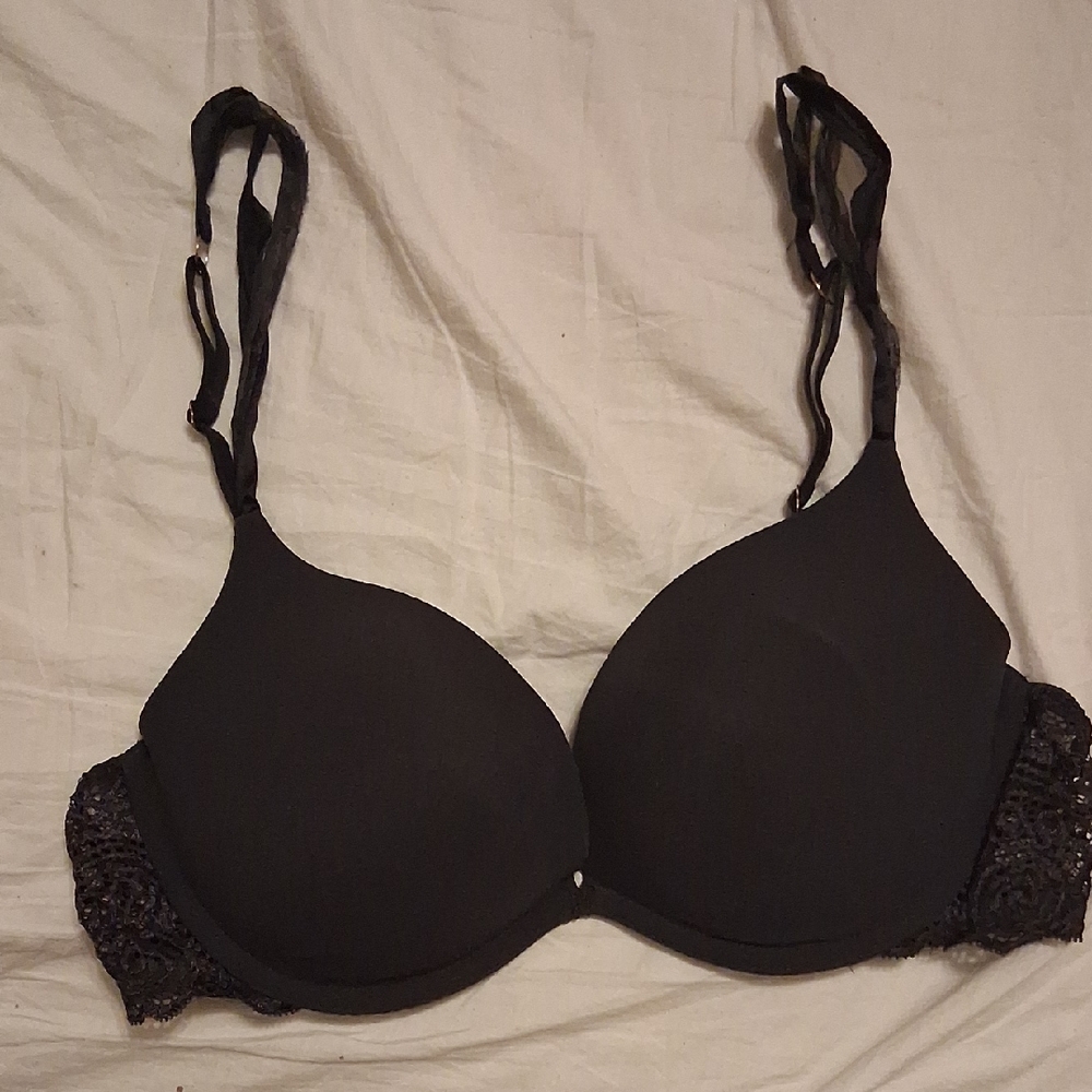 Victoria's Secret Black Push Up Bra Size 36C